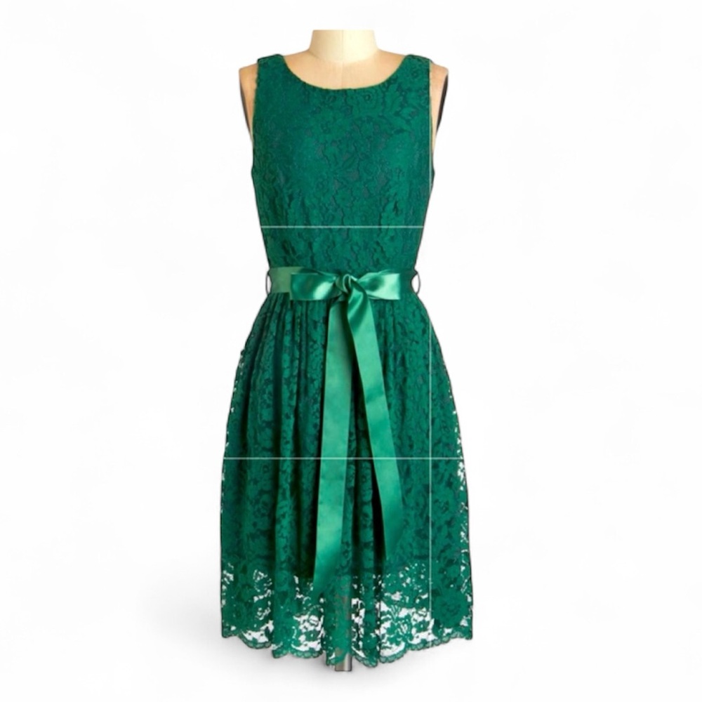 Coco Love | Emerald Lace Overlay Dress